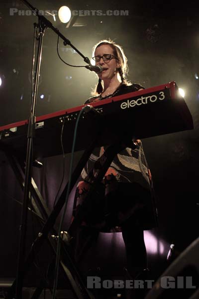 LAURA VEIRS AND THE HALL OF FLAMES - 2011-02-20 - PARIS - La Maroquinerie - 